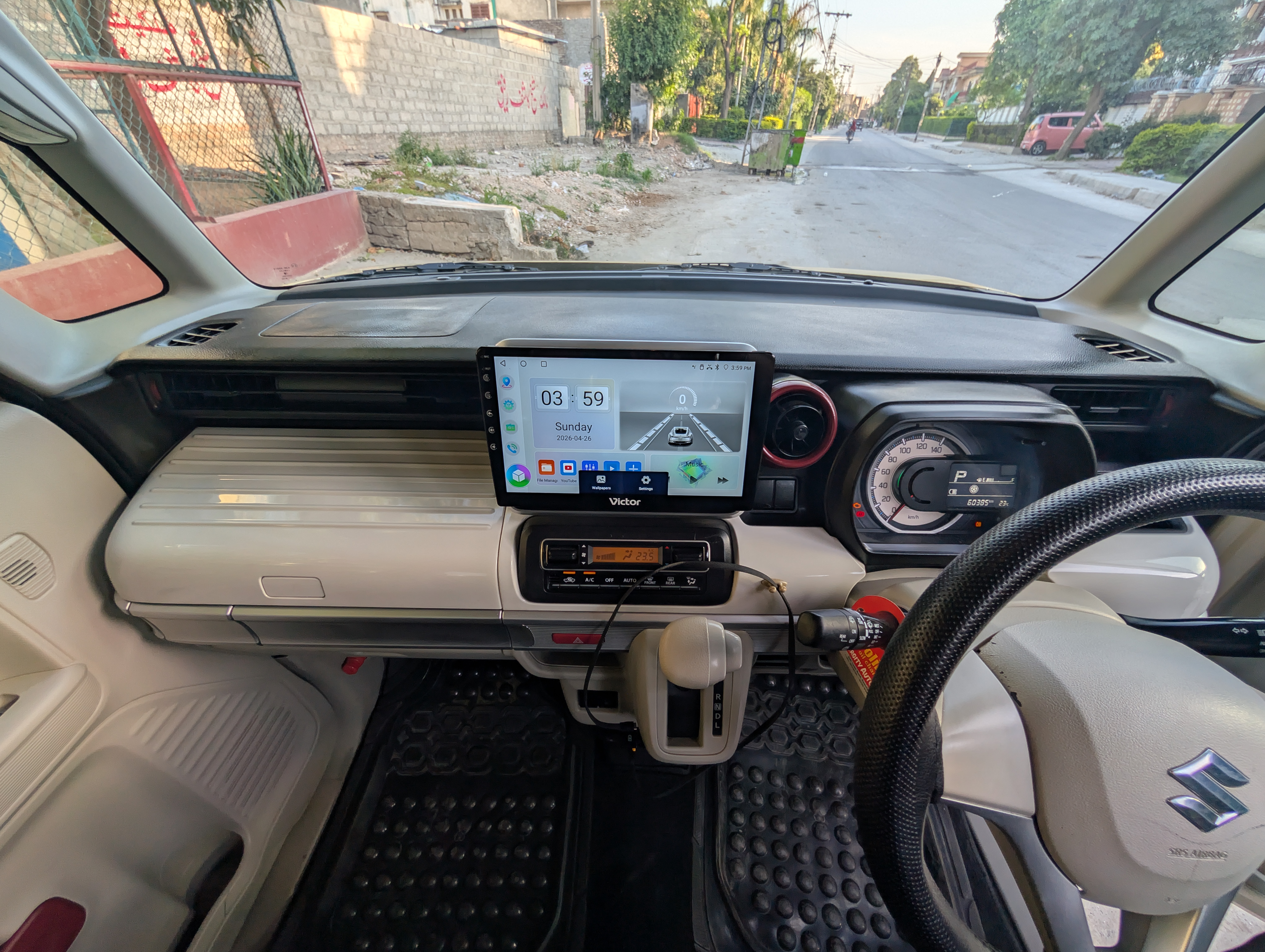 Suzuki Spacia X